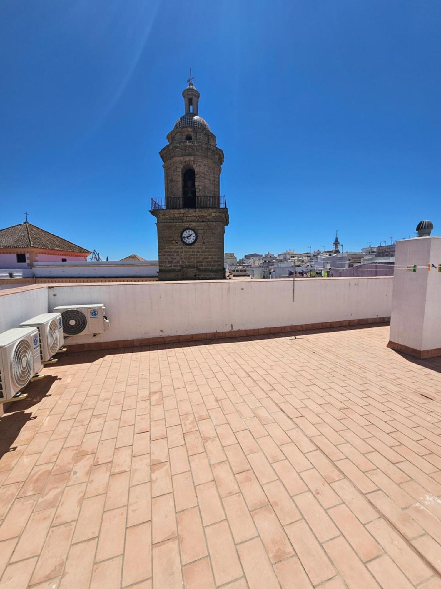 Apartamentos Plaza Santo Domingo Cádiz Eksteriør billede