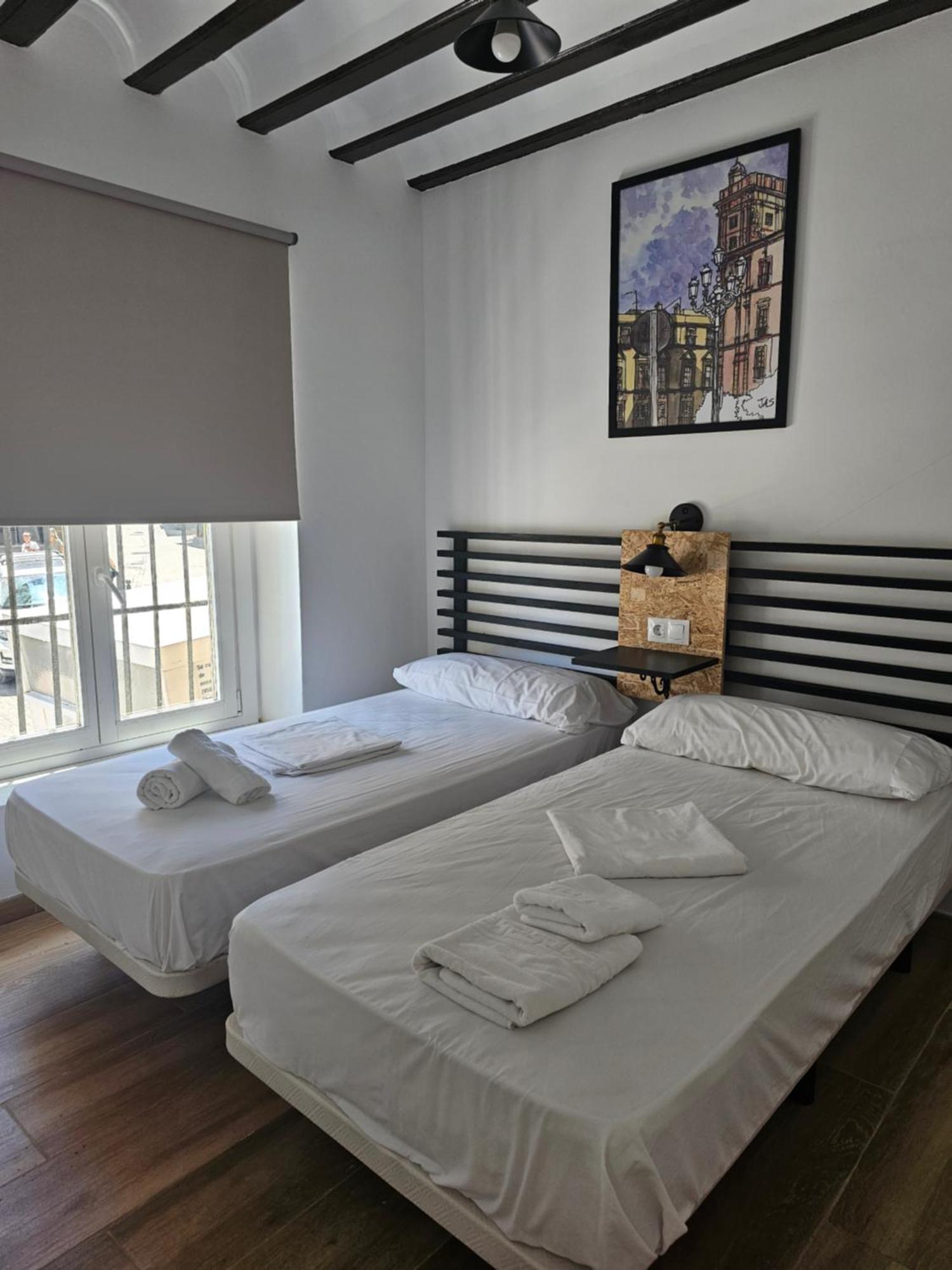 Apartamentos Plaza Santo Domingo Cádiz Eksteriør billede