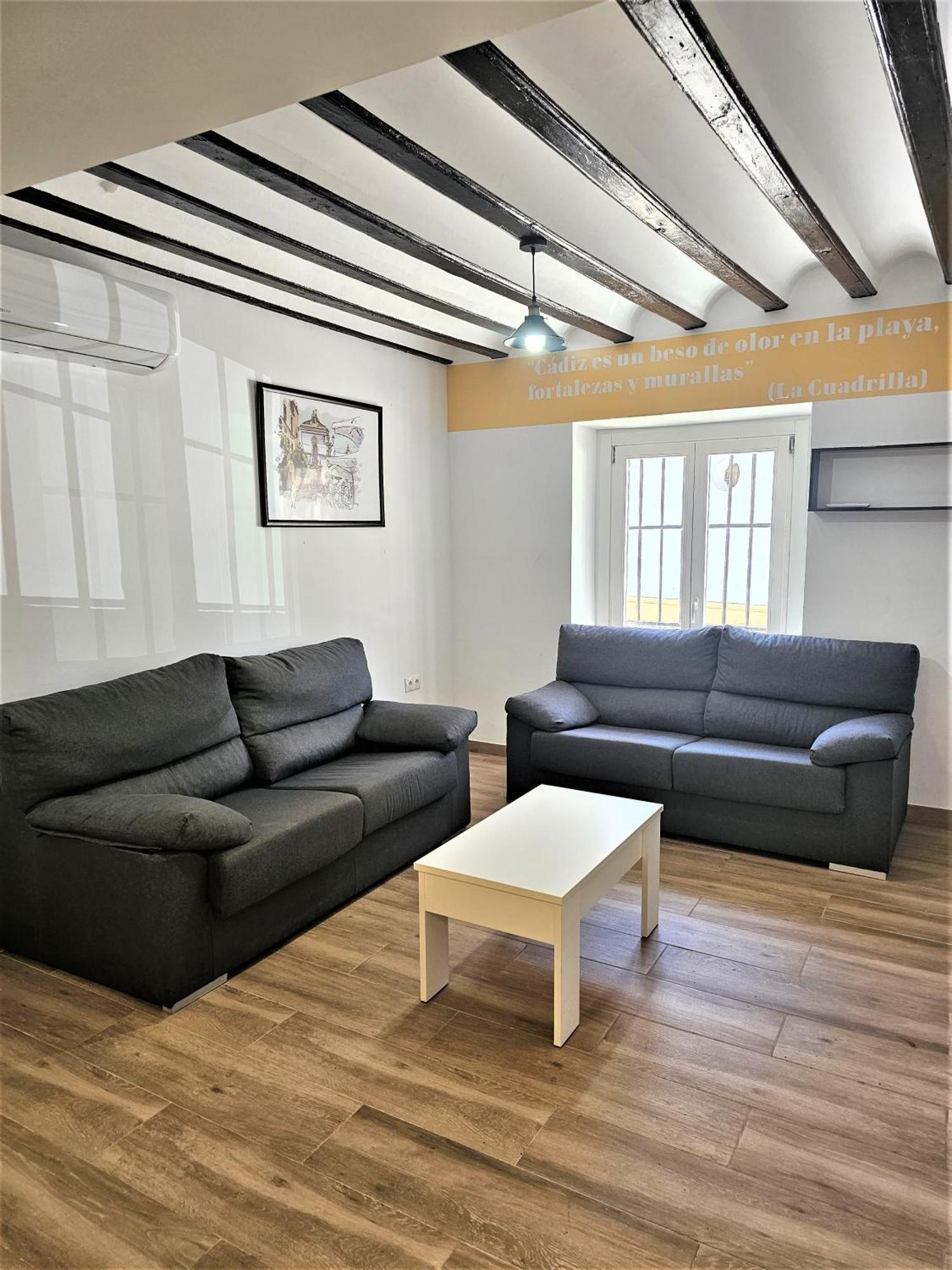 Apartamentos Plaza Santo Domingo Cádiz Eksteriør billede